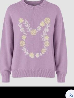 Vince Camuto Lavender Crewneck Sweater with Cream Floral Wreath